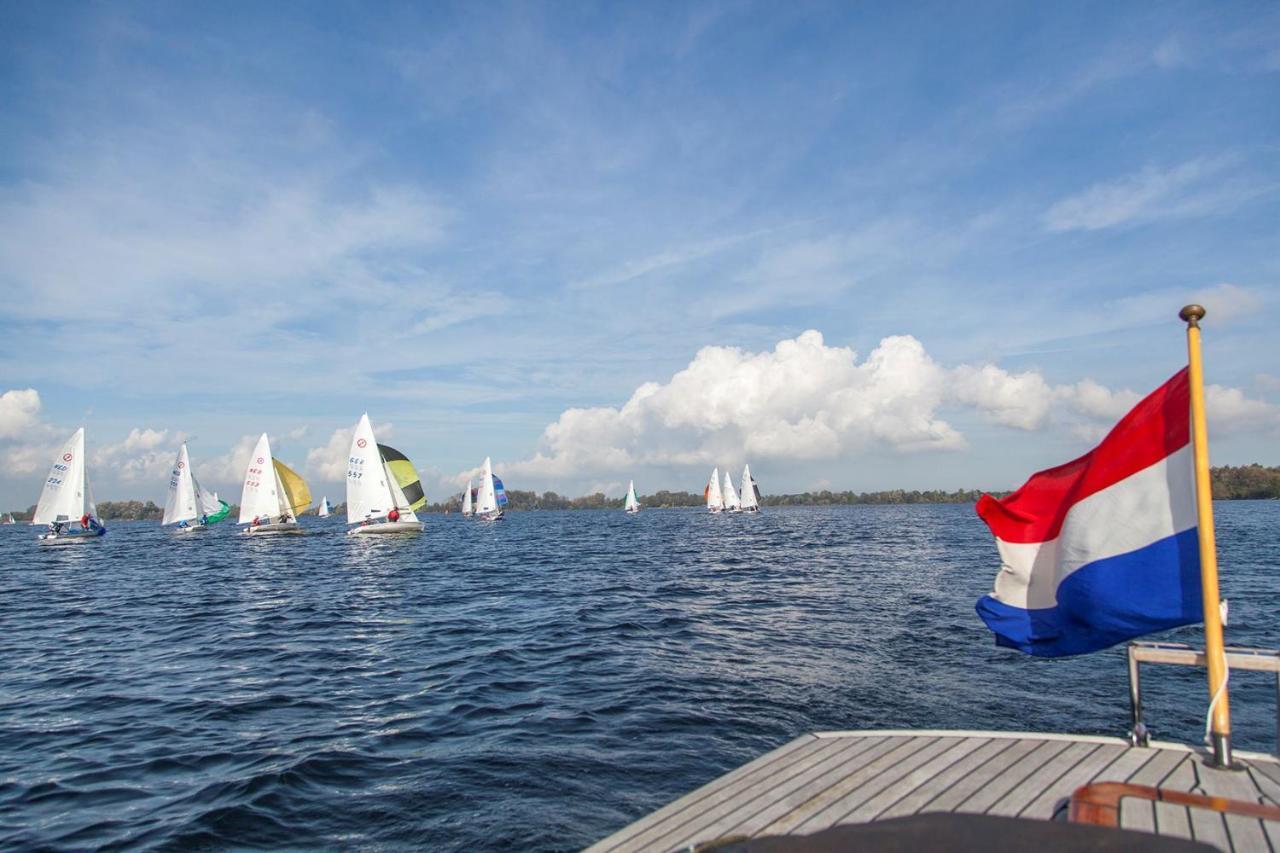 Hotel C'Est La Vie Houseboat Nederhorst den Berg Zewnętrze zdjęcie